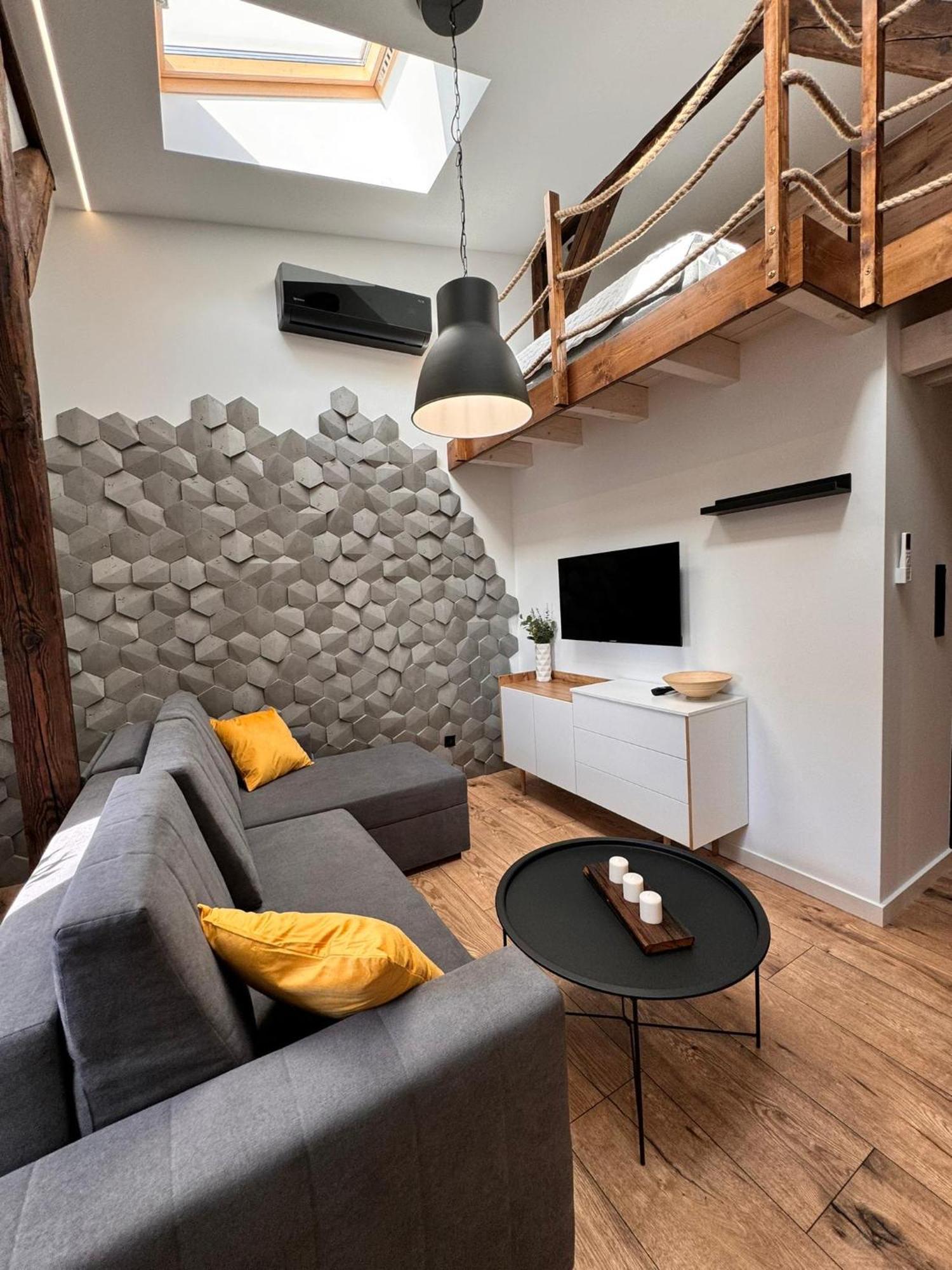 Loft In The City Center By Kobiela Apartments Katowice Ngoại thất bức ảnh