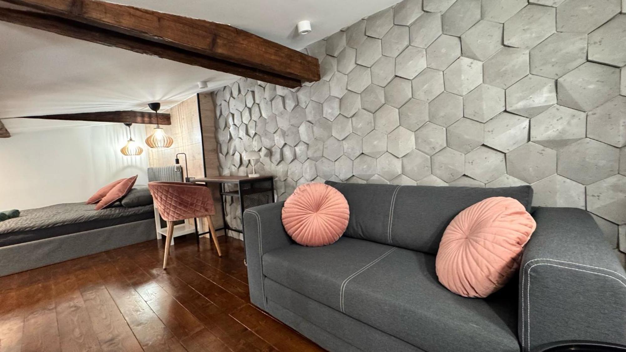 Loft In The City Center By Kobiela Apartments Katowice Ngoại thất bức ảnh