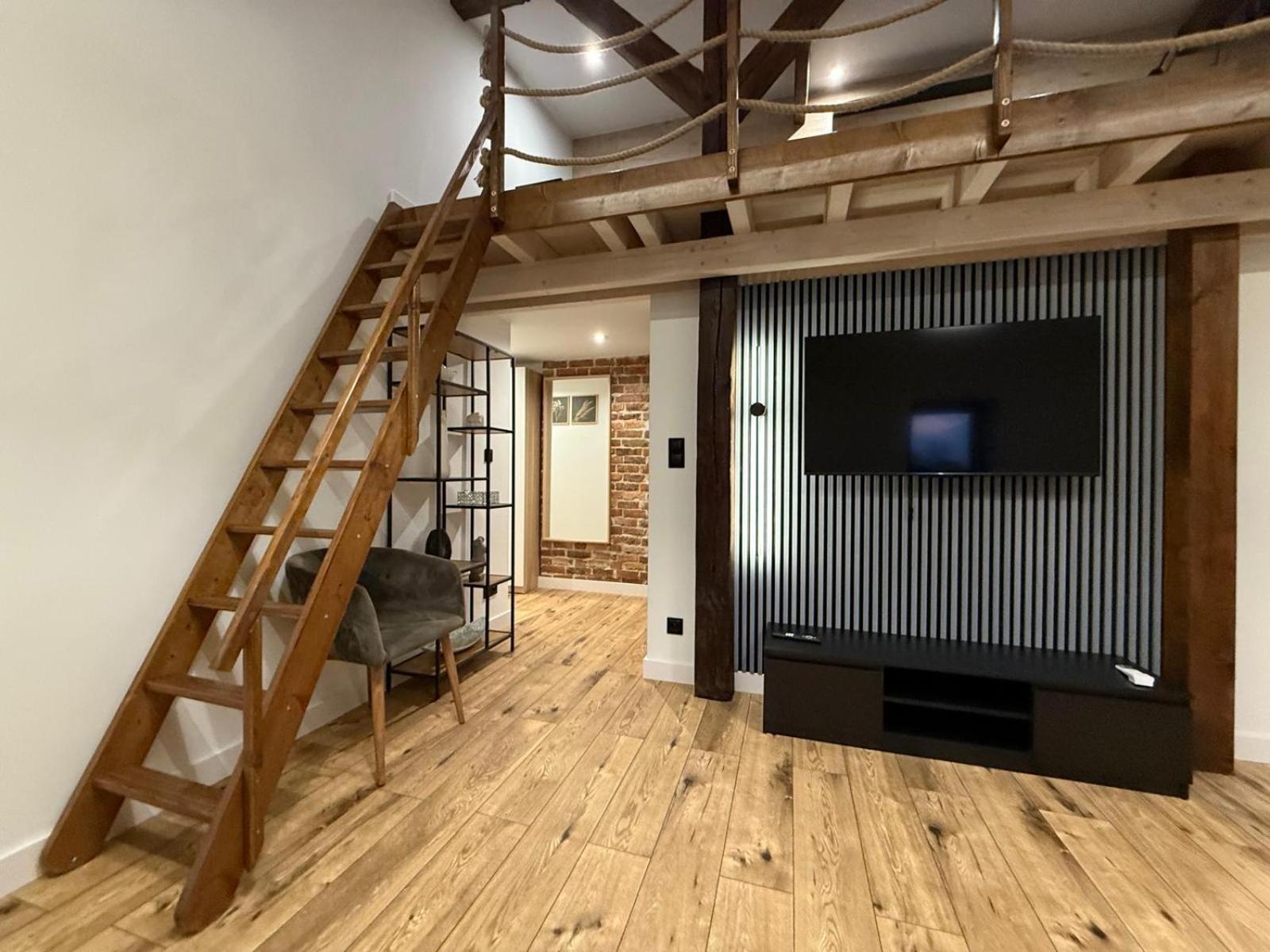 Loft In The City Center By Kobiela Apartments Katowice Ngoại thất bức ảnh