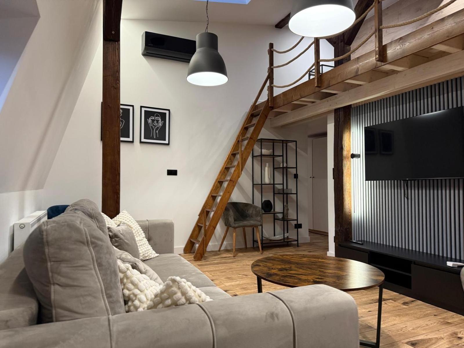 Loft In The City Center By Kobiela Apartments Katowice Ngoại thất bức ảnh