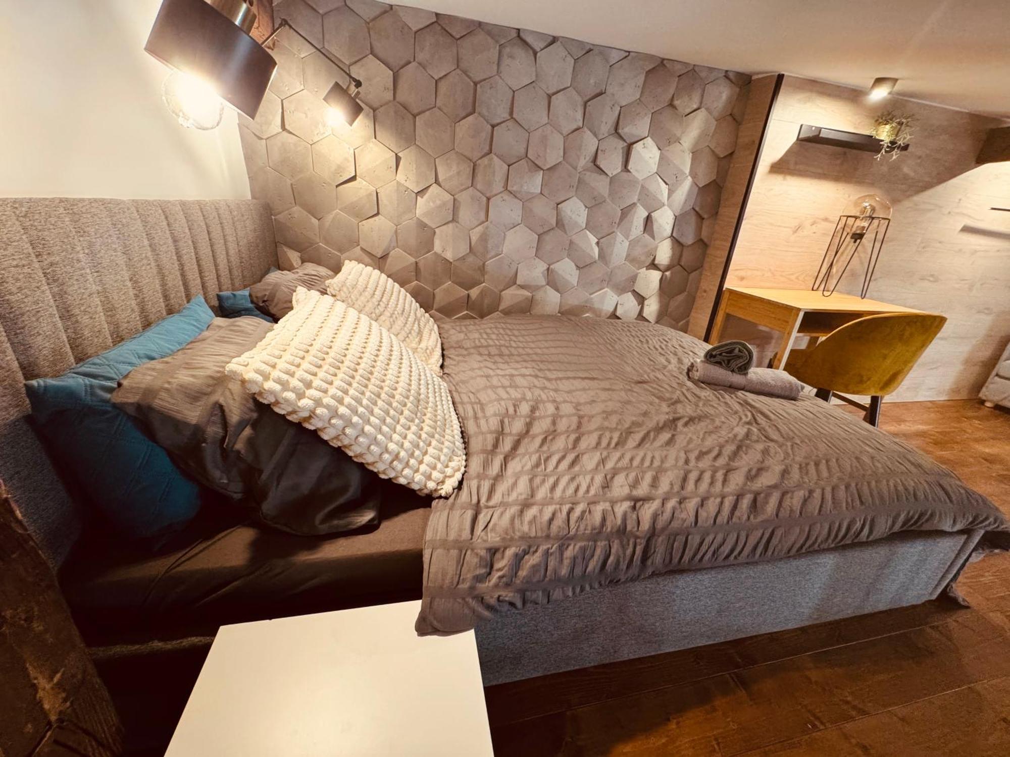Loft In The City Center By Kobiela Apartments Katowice Ngoại thất bức ảnh